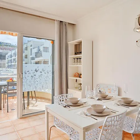 アパート Oasis De Lia -puerto Santiago