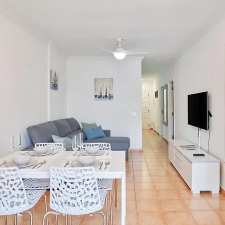 Oasis De Lia -puerto Santiago *